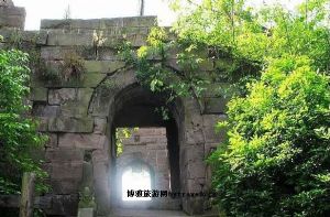 ����ɽ����ʯͷ��