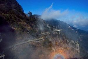 江西宜春明月山·青云栈道