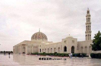 苏丹卡布斯大清真寺
