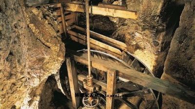 “罗切斯山口”地窖磨坊