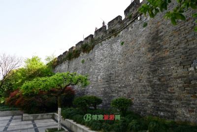 宣威门古城墙